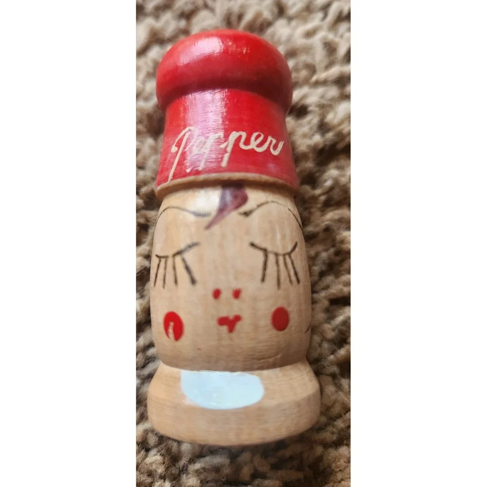 Vintage Wooden Chef Salt and Pepper Shakers Set Hand Painted Made in Japan 2.75