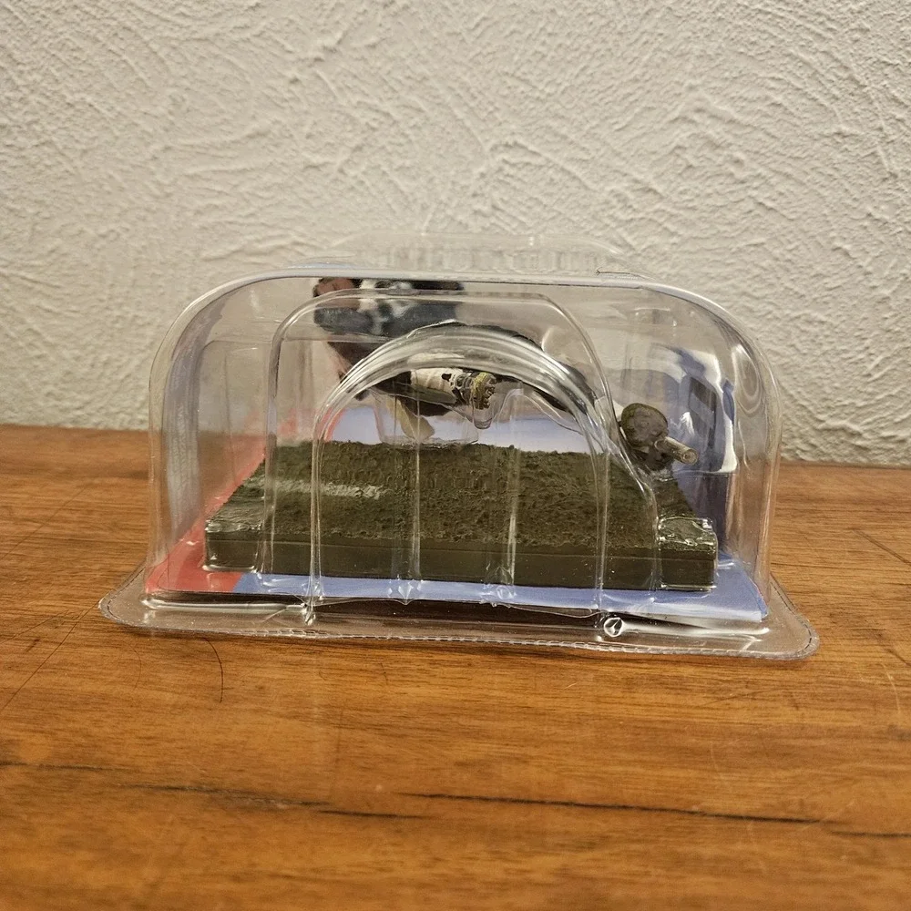 McFarlane Toys new box