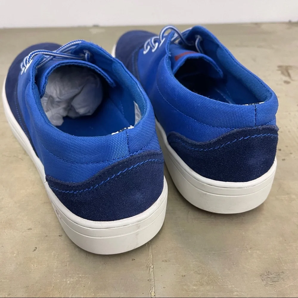 Levi’s Low Top Lace Up Sneakers Blue Suede Men’s size 12.5