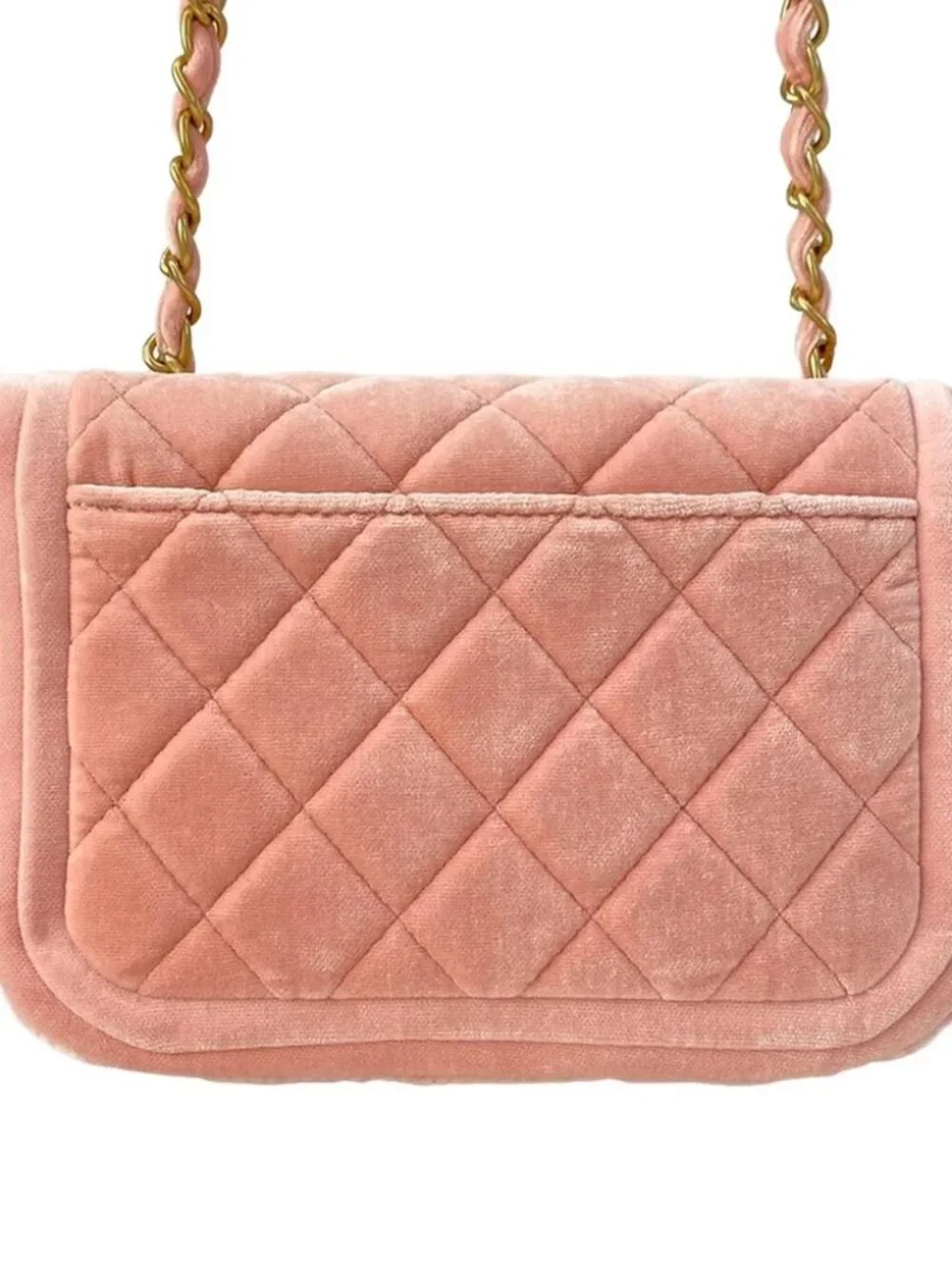 CHANEL great slightly