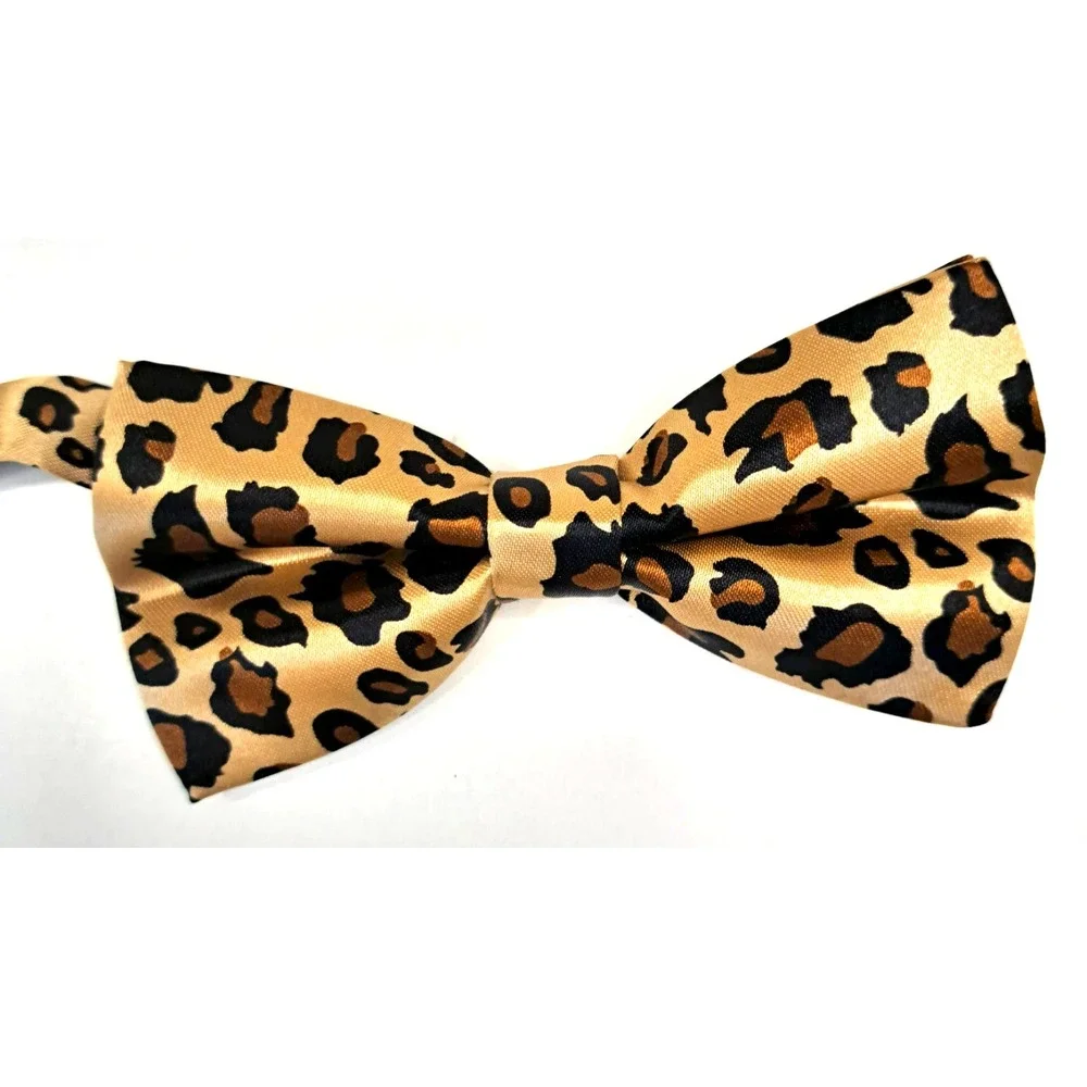 Van Heusen lot bow