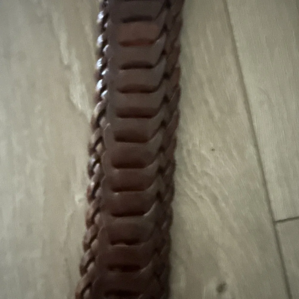 Vintage Harolds Womens Belt Size M‎  Brown Braided Woven Leather Wide Italy 2.5