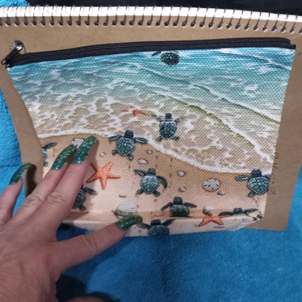 N/A beach turtle