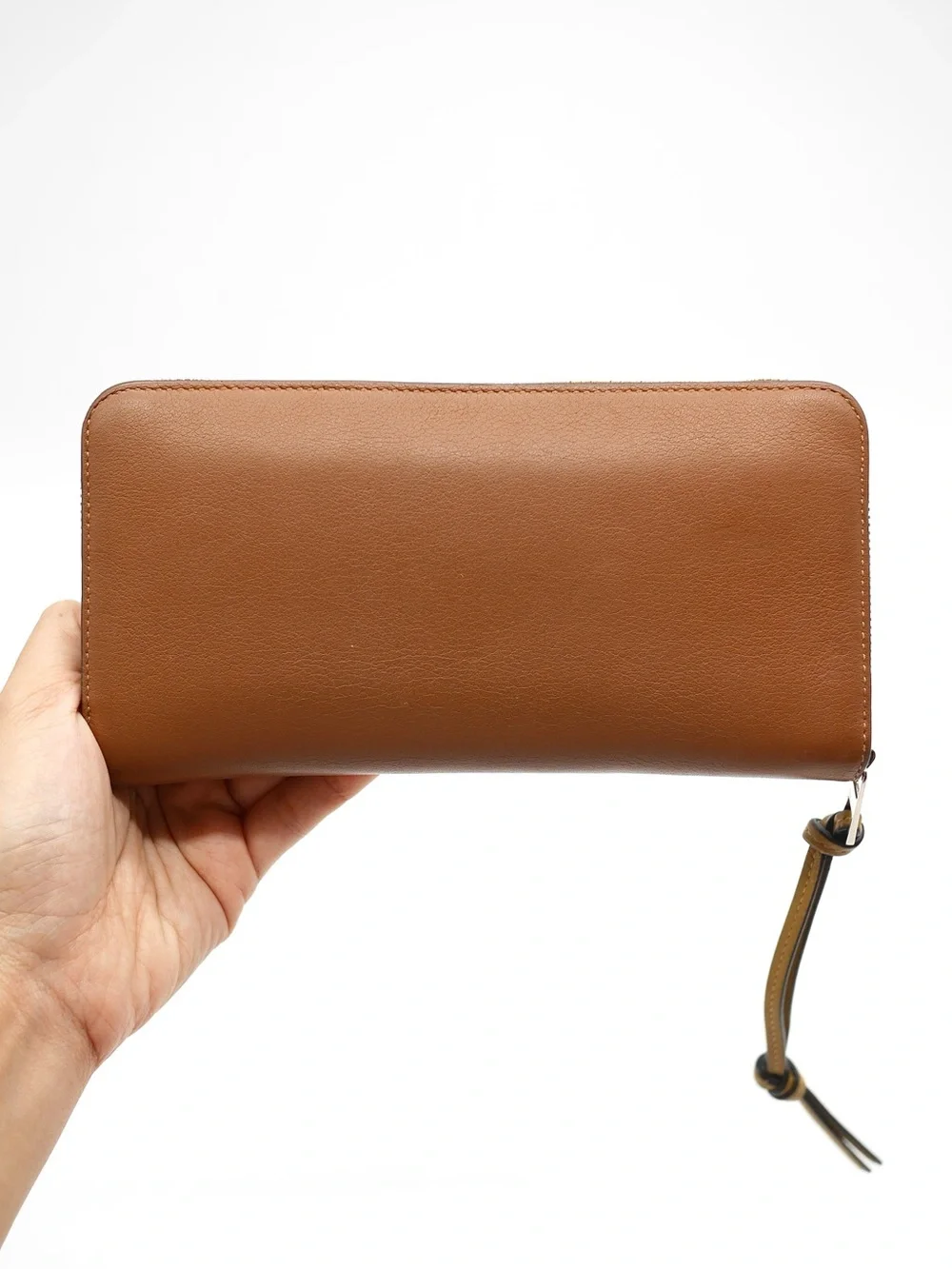 Loewe 5”w 75”h