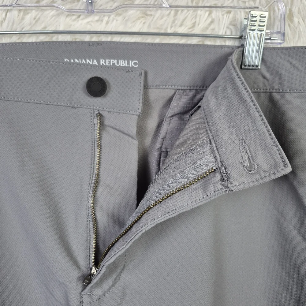 Banana Republic product pair