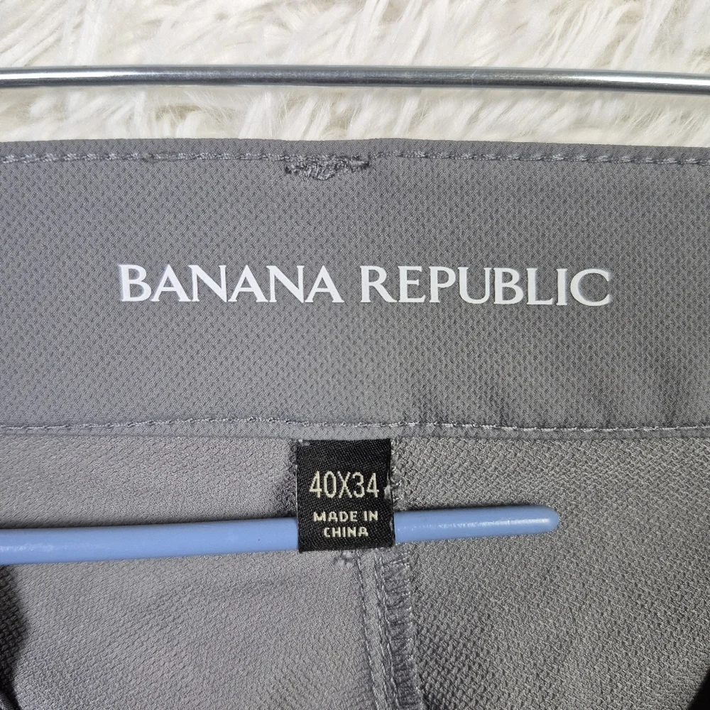 Banana Republic product pair