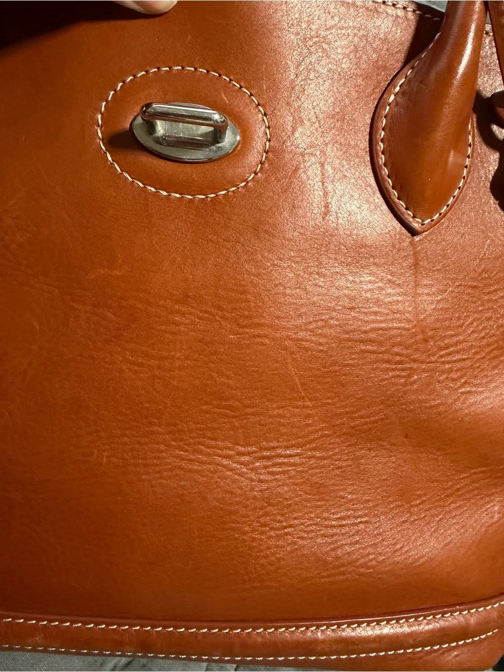 Dooney & Bourke classic dooney