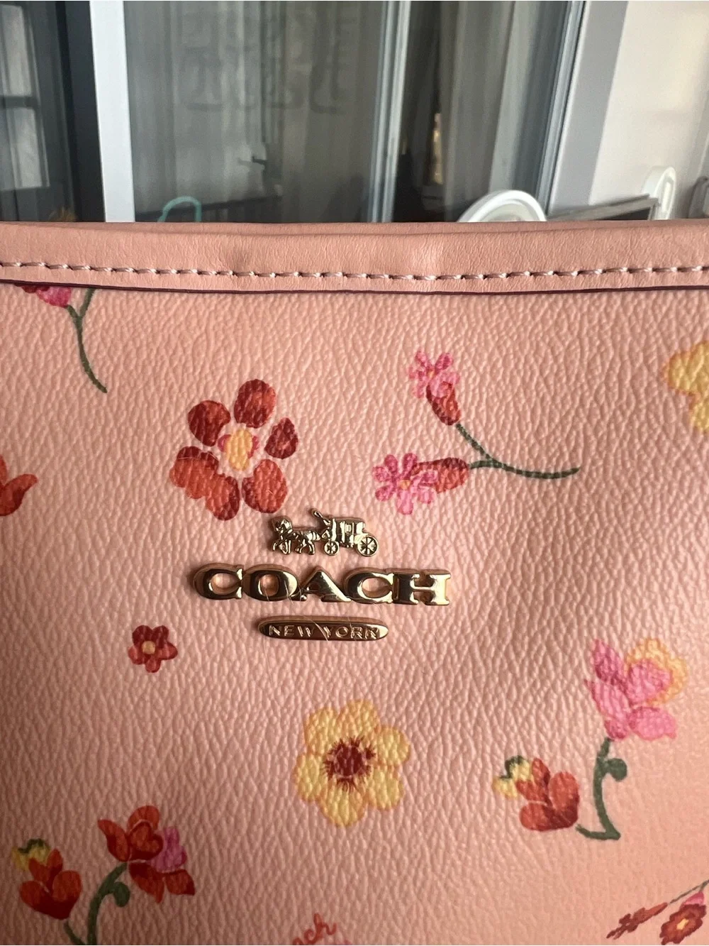 Coach simple yellow