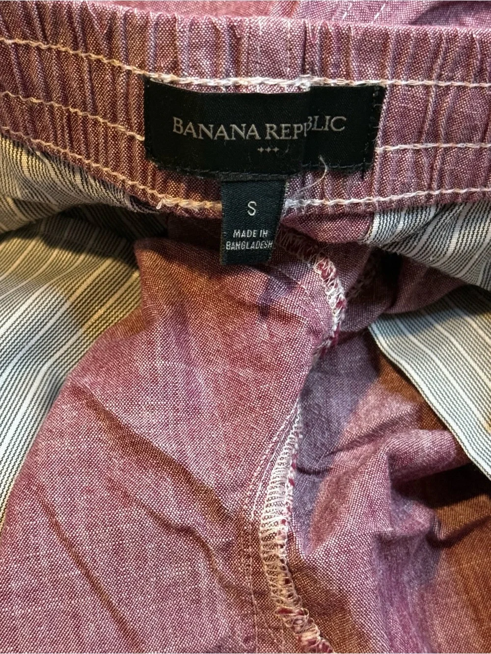 Banana Republic please see