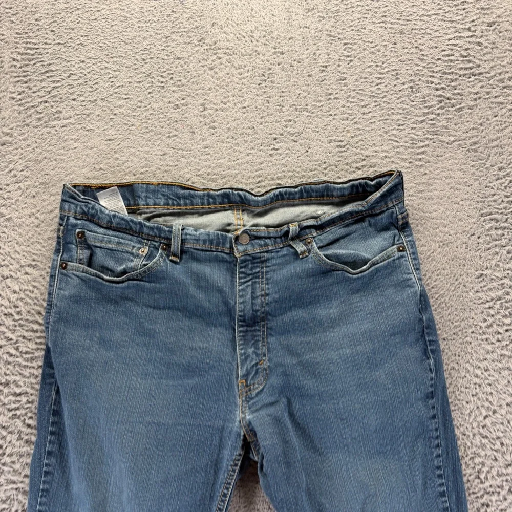 Levis there discrepancy