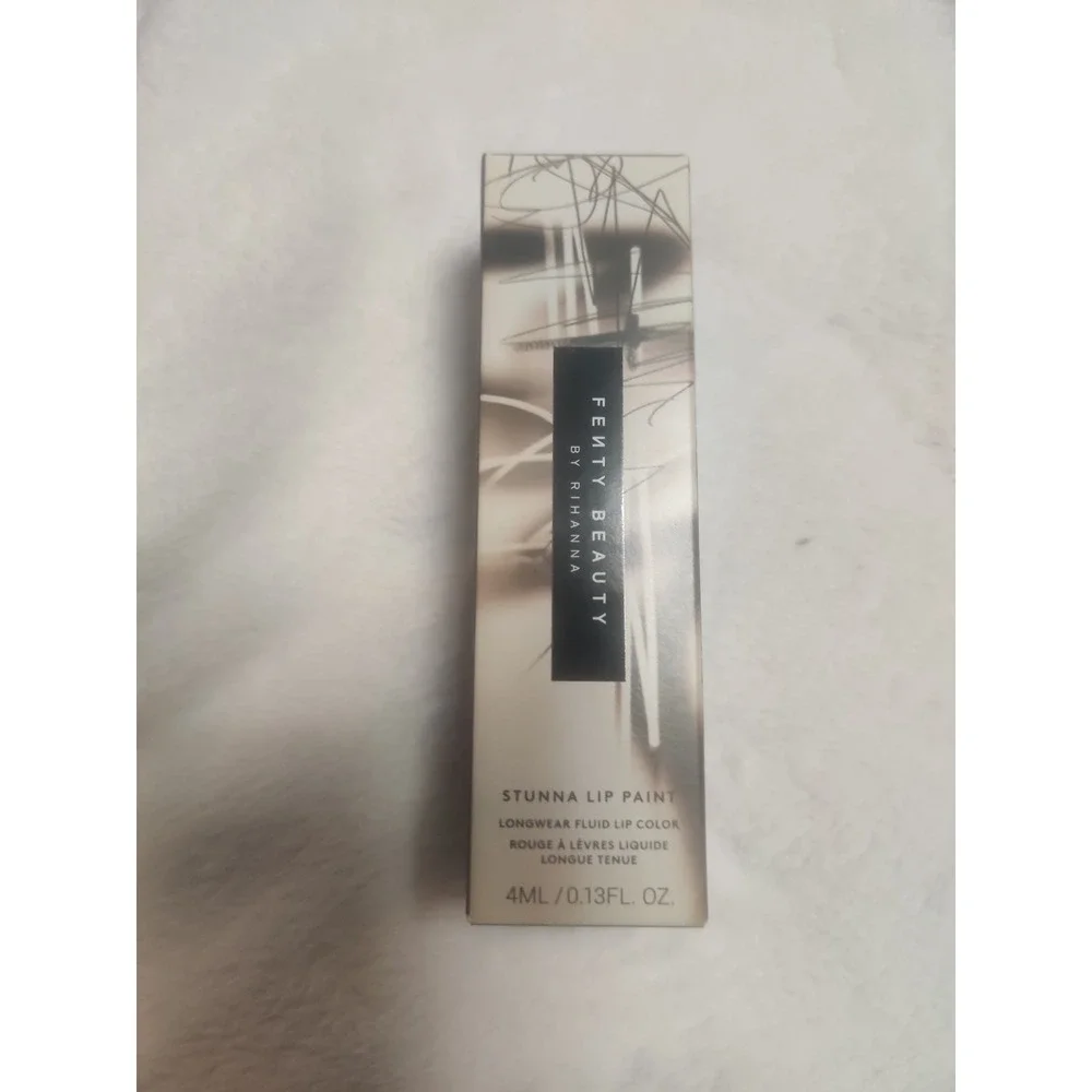 Fenty Beauty Stunna Lip Paint Uncensored 01 Longwear Fluid Lip Color Red 4ml