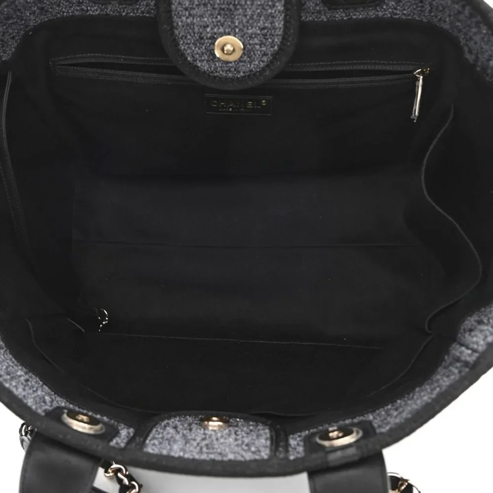 CHANEL authentic large