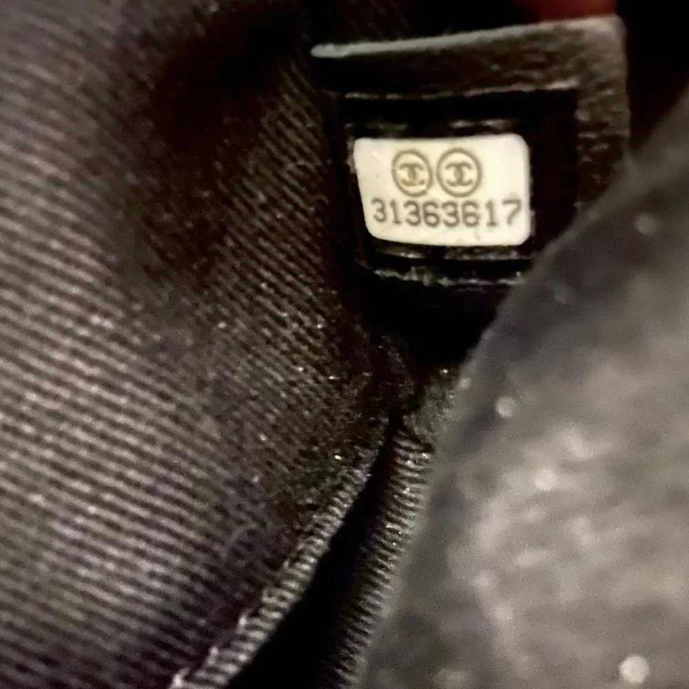 CHANEL authentic large