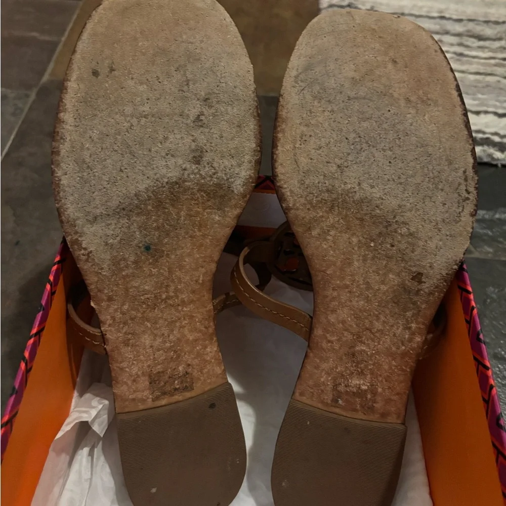 Tory Burch classic tory