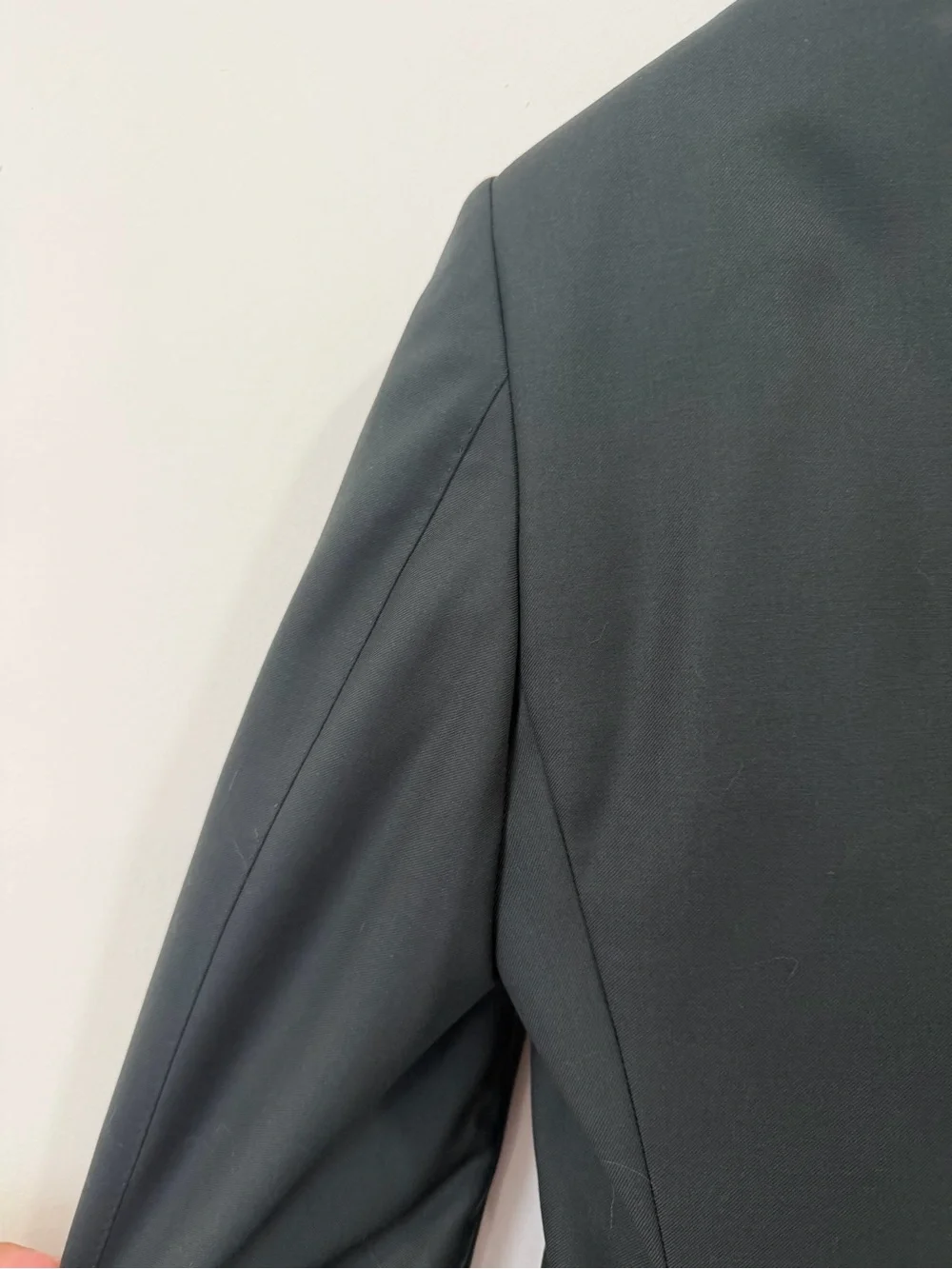 Suitsupply selling this