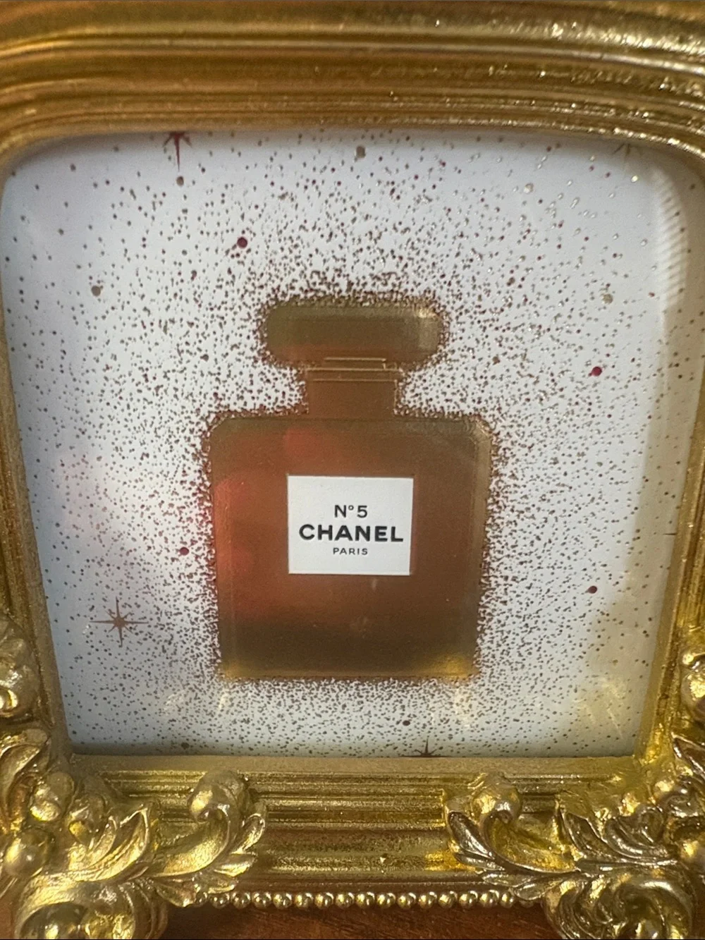 CHANEL no shopping
