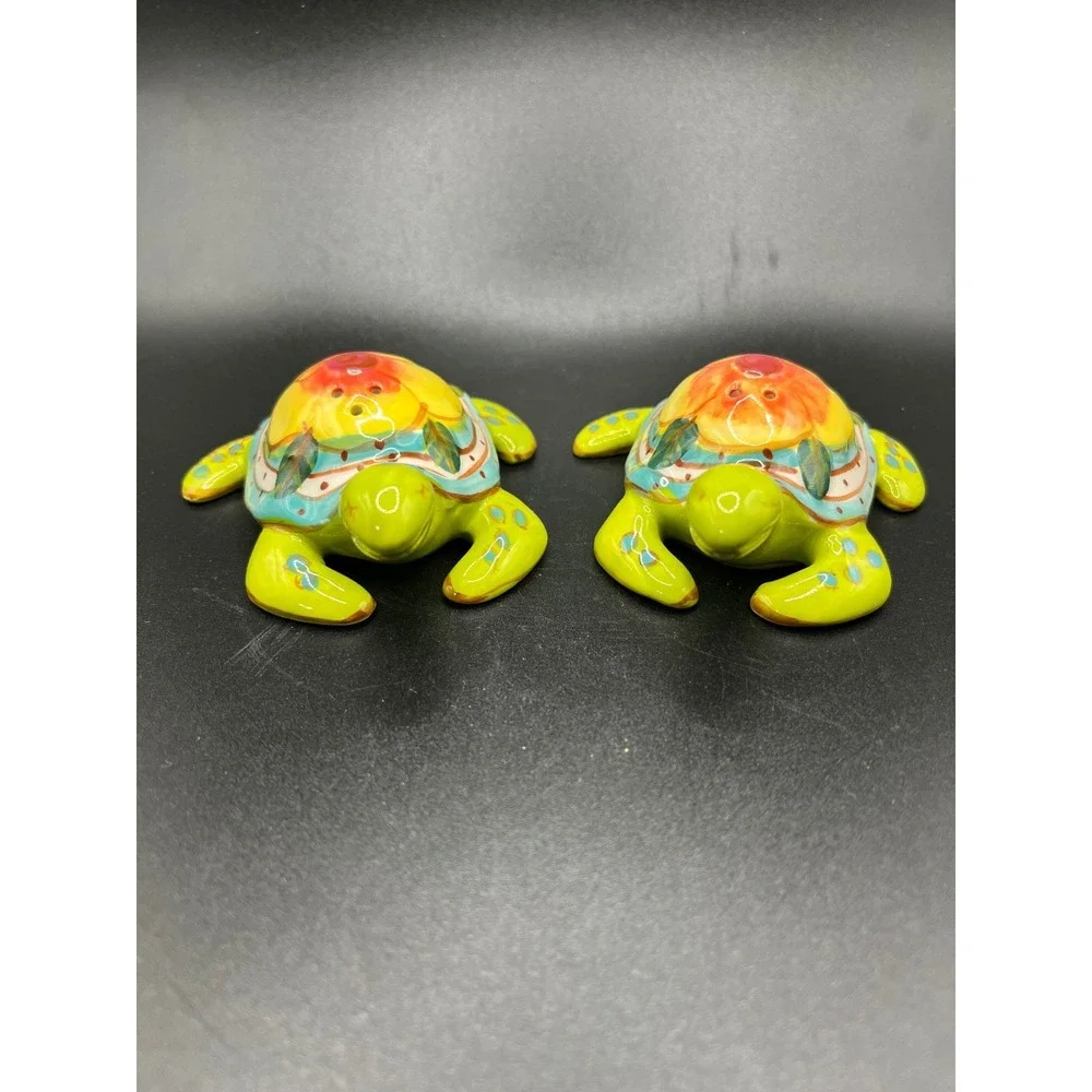 Turtle Salt Pepper Shakers‎ Ceramic Blue Sky Brand Kitchen Decor Signed Diane