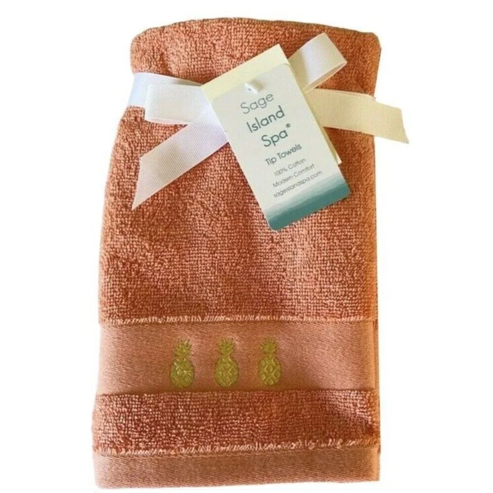 Sage Island Spa pineapple welcome