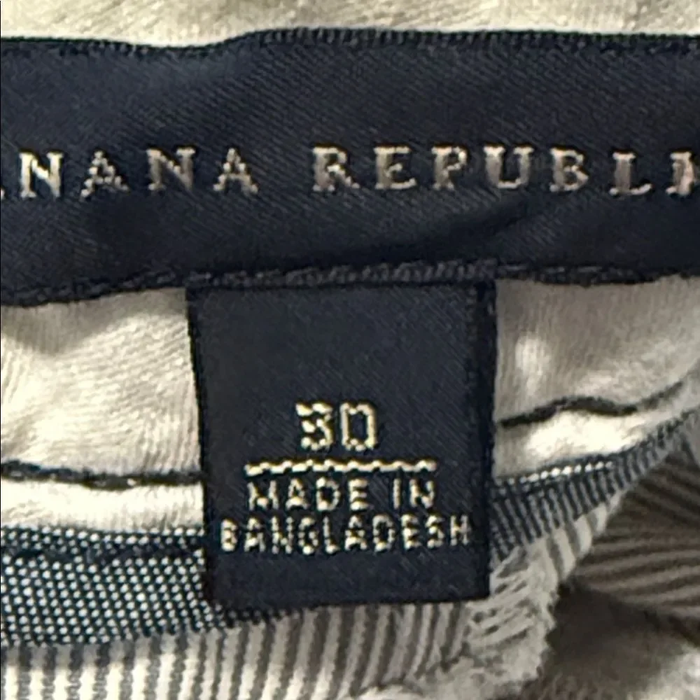 Banana Republic excellent no