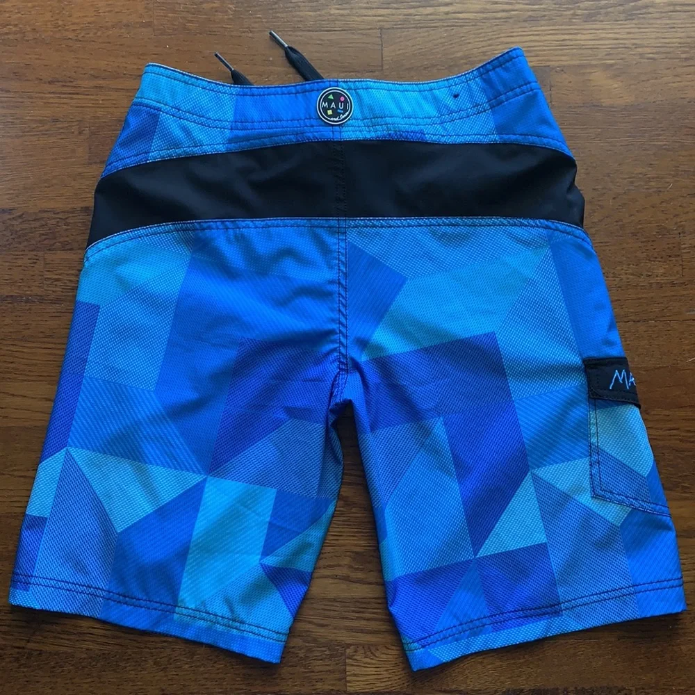 Maui and Sons boy’s size