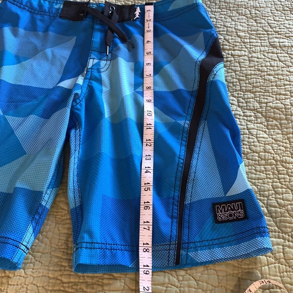 Maui and Sons boy’s size