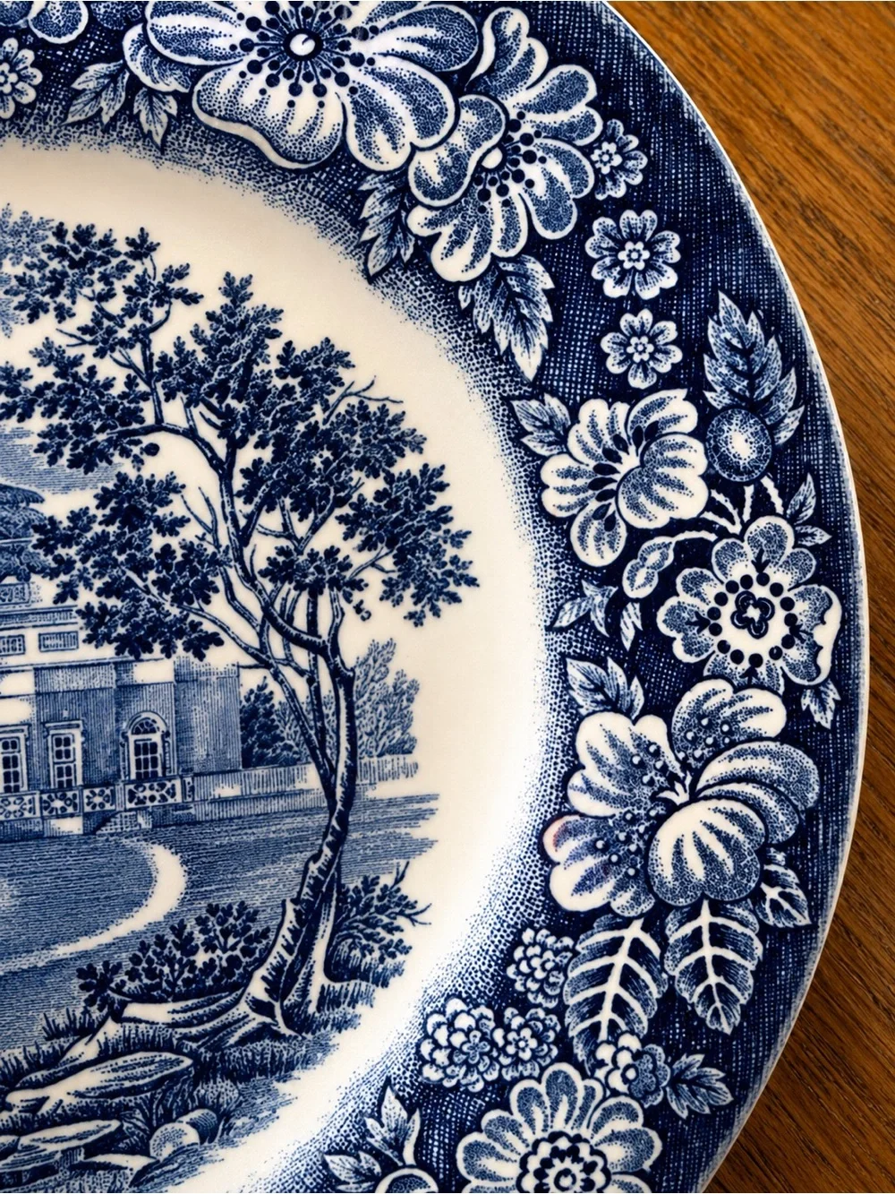 Vintage décor collectible