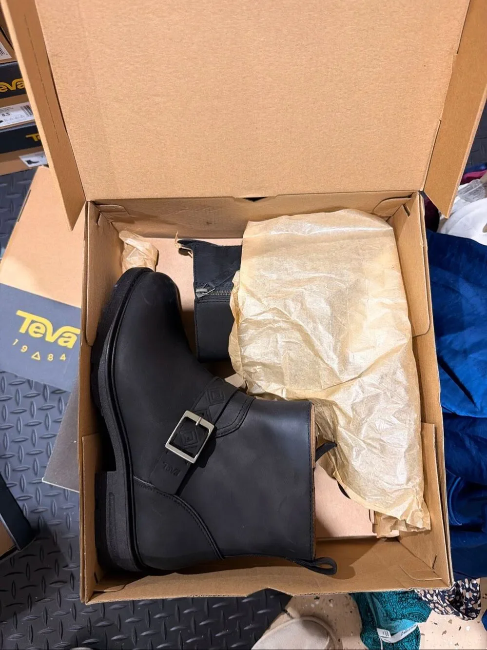 Teva black rowena