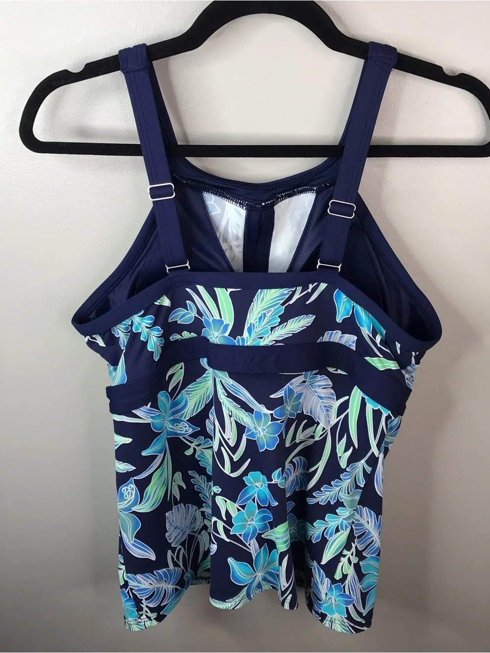 Lands End supportive halter