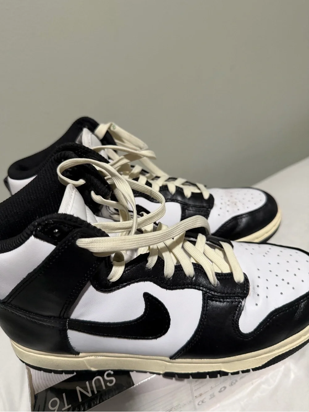 Nike iconic high