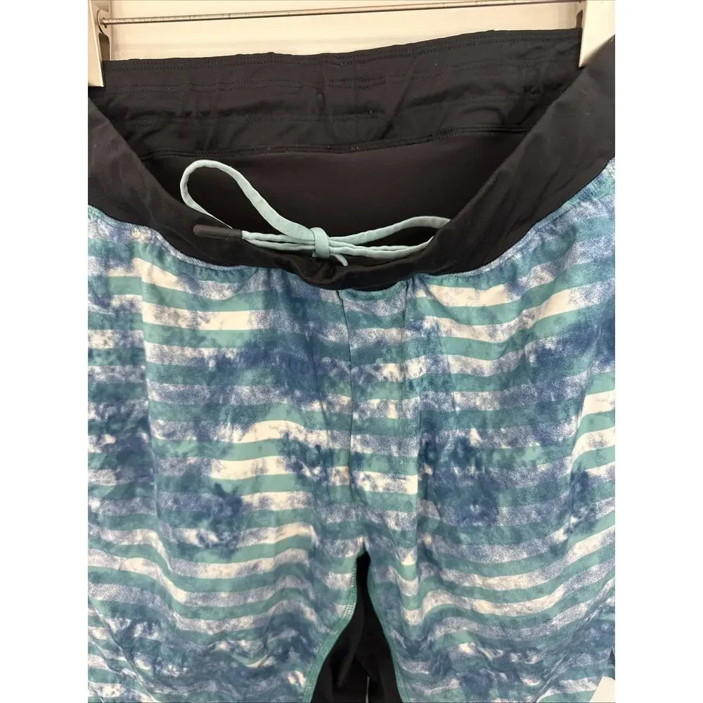 lululemon athletica hit beach