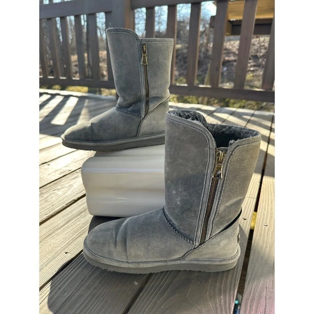 Lamo gray suede