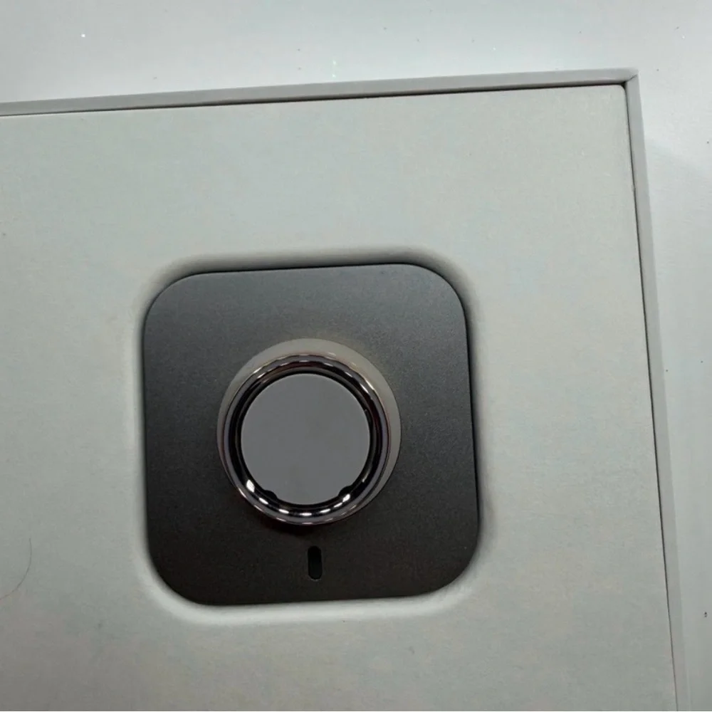 Magnetic Camera Lens Cap Mount - Black