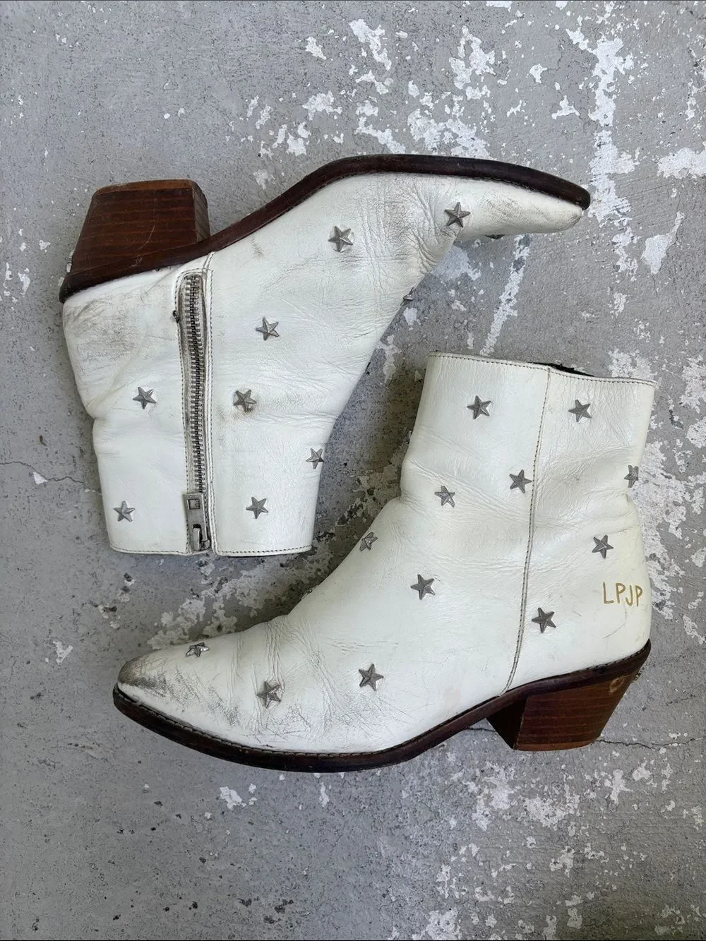 Distressed  Zadig & Voltaire Tyler Booties