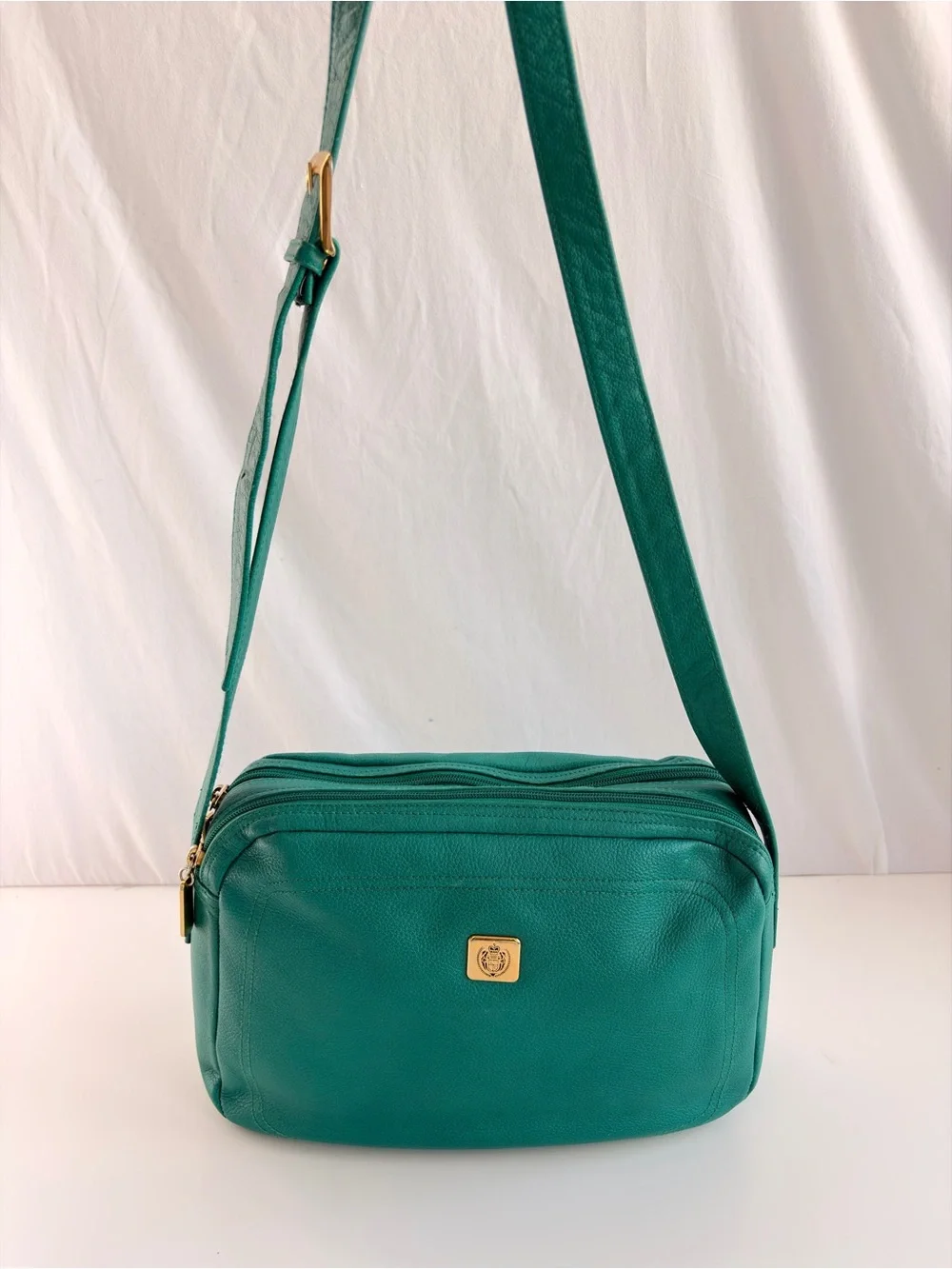Liz Claiborne zip smudge