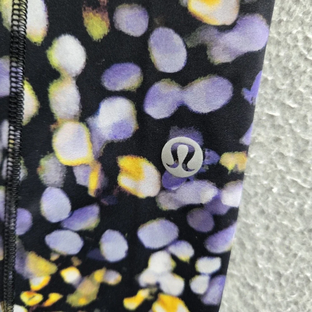 lululemon athletica *please carefully