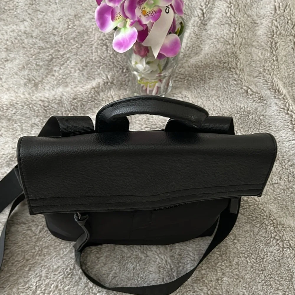 Botkier stylish black