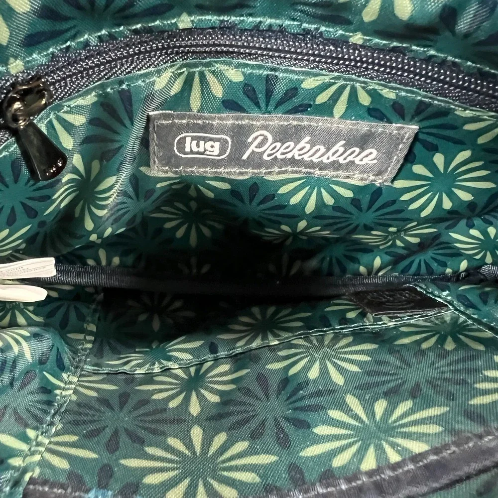lug peekaboo convertible