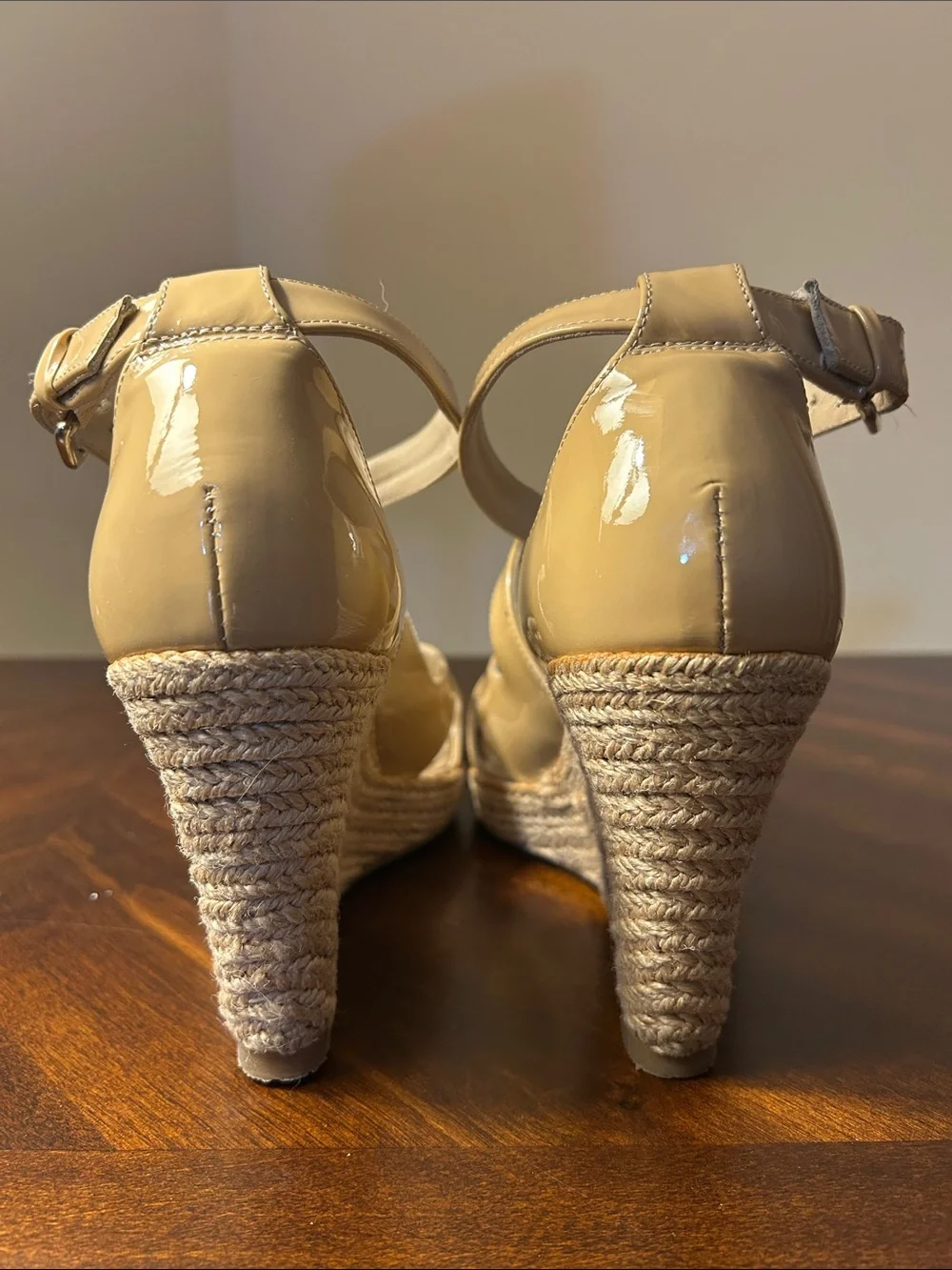 LK Bennett bennett patent
