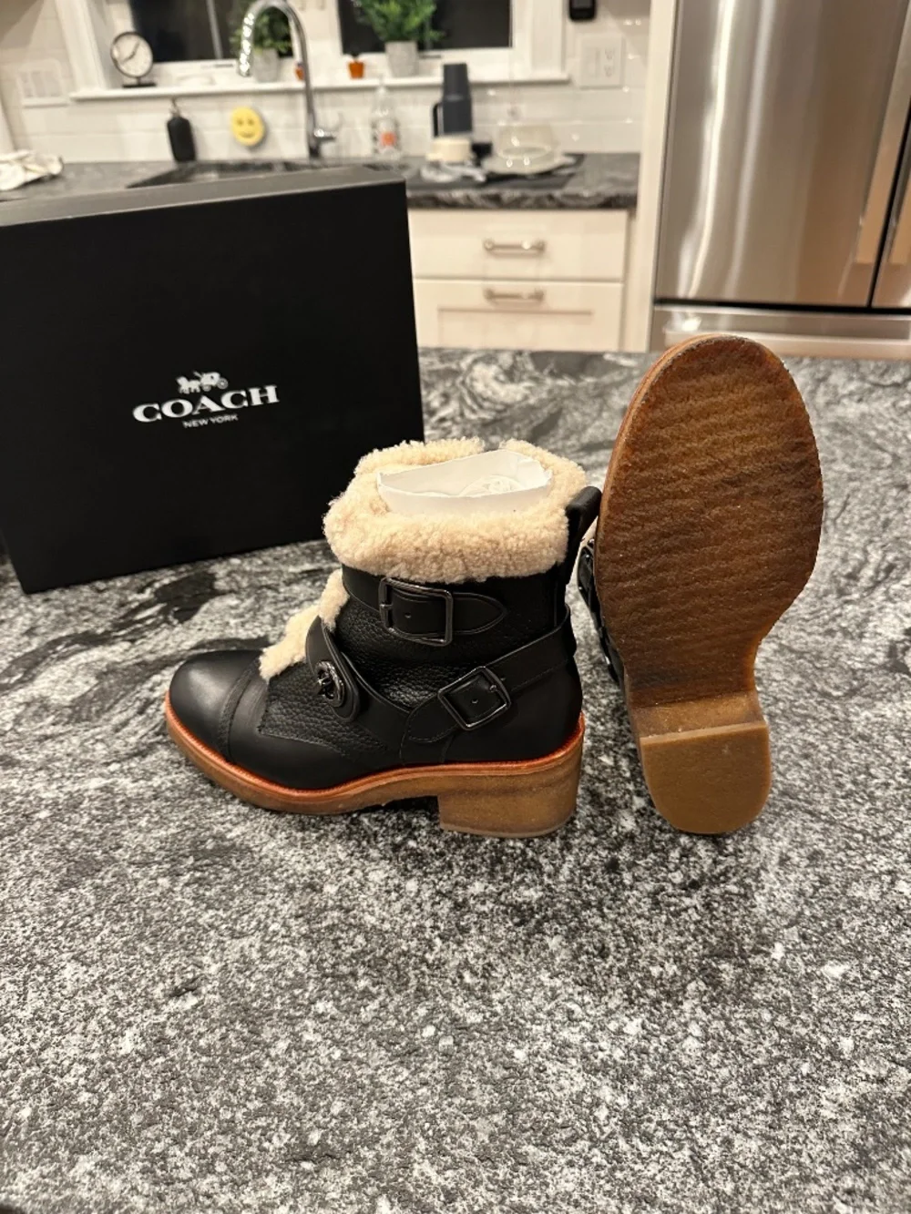 Coach size 2m
