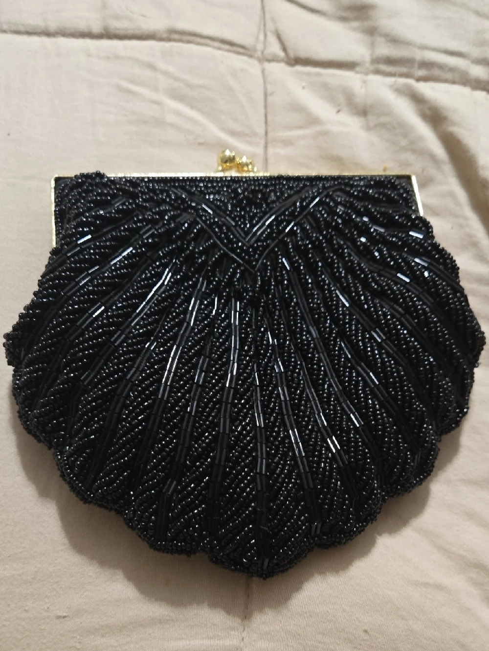 unmarked elegant black