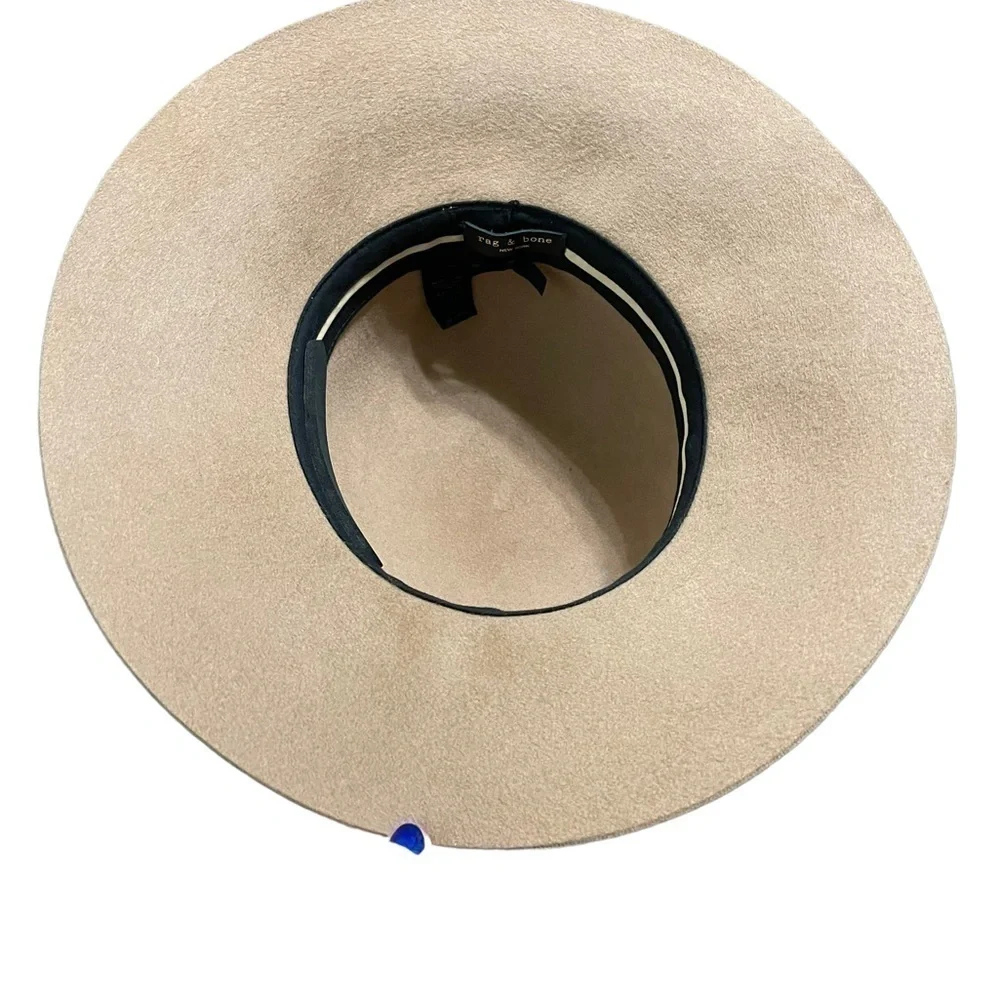 Rag & BONE New York Tan / Black Cloche Wool Hat