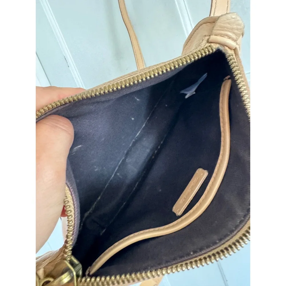 Madewell tan simple