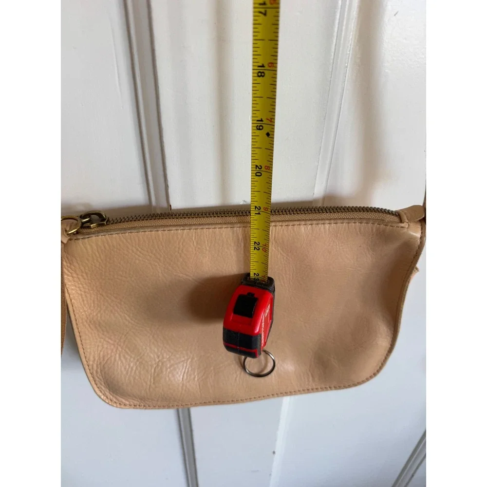 Madewell tan simple