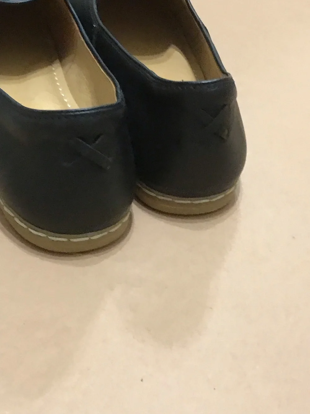Charix black leather
