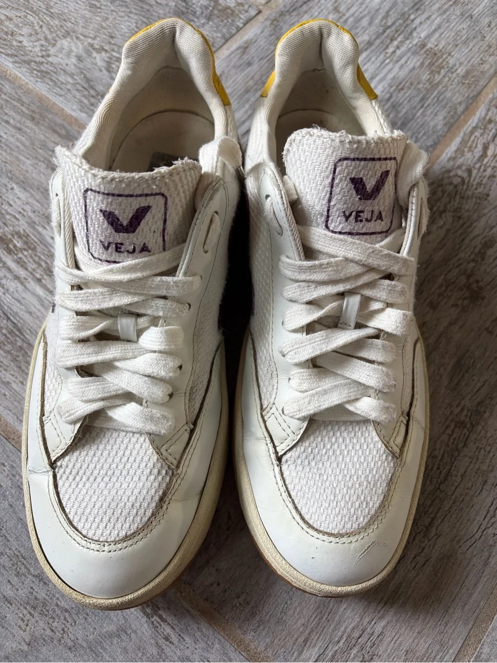 Veja 12 free
