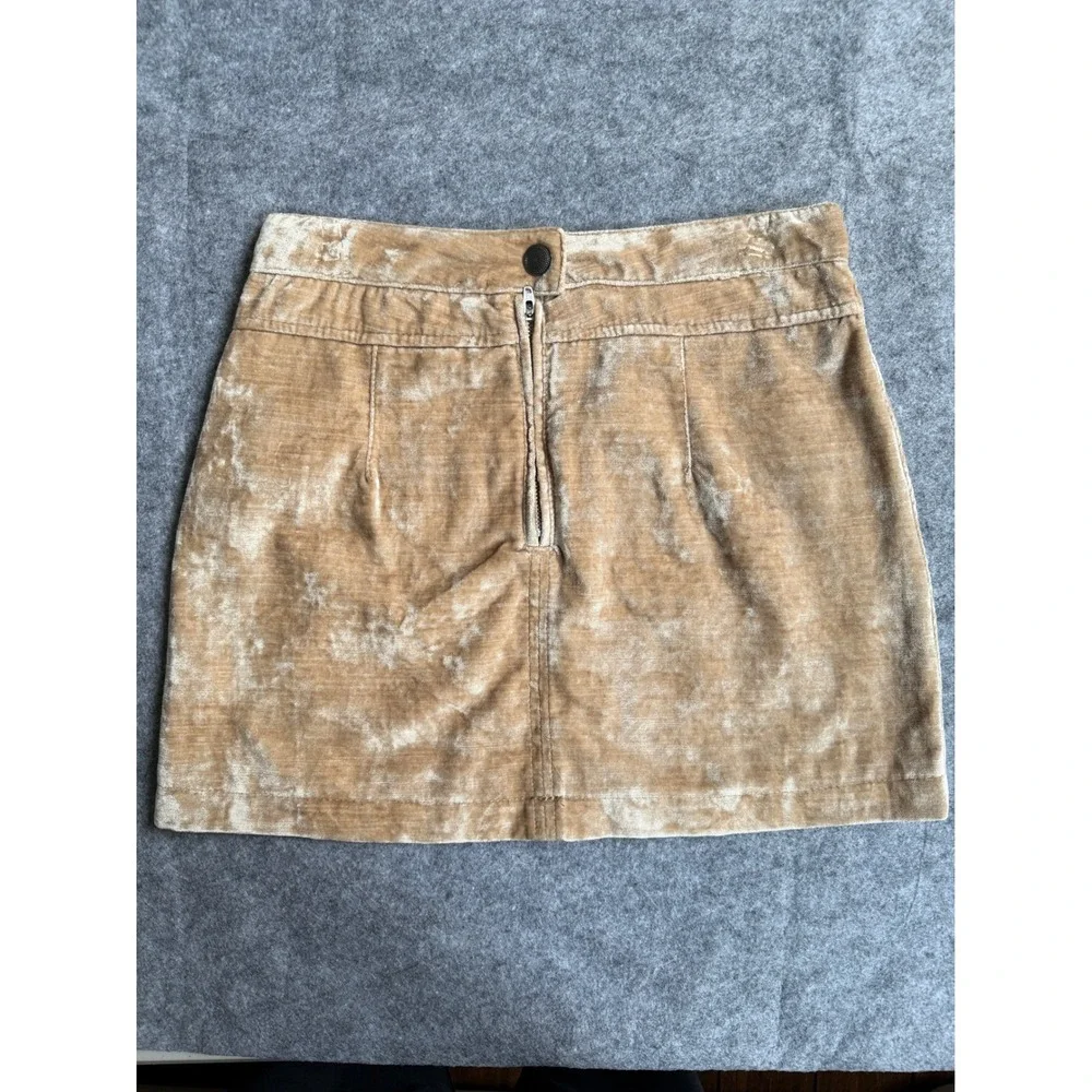 Free People Dust to Dust Crushed Velvet  Sz 4 Mini Skirt Camel Gold