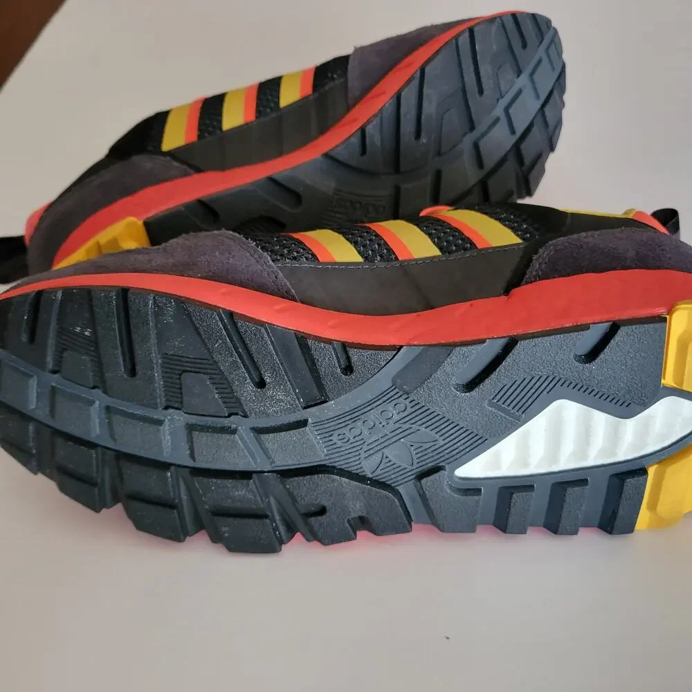 adidas marvel zx