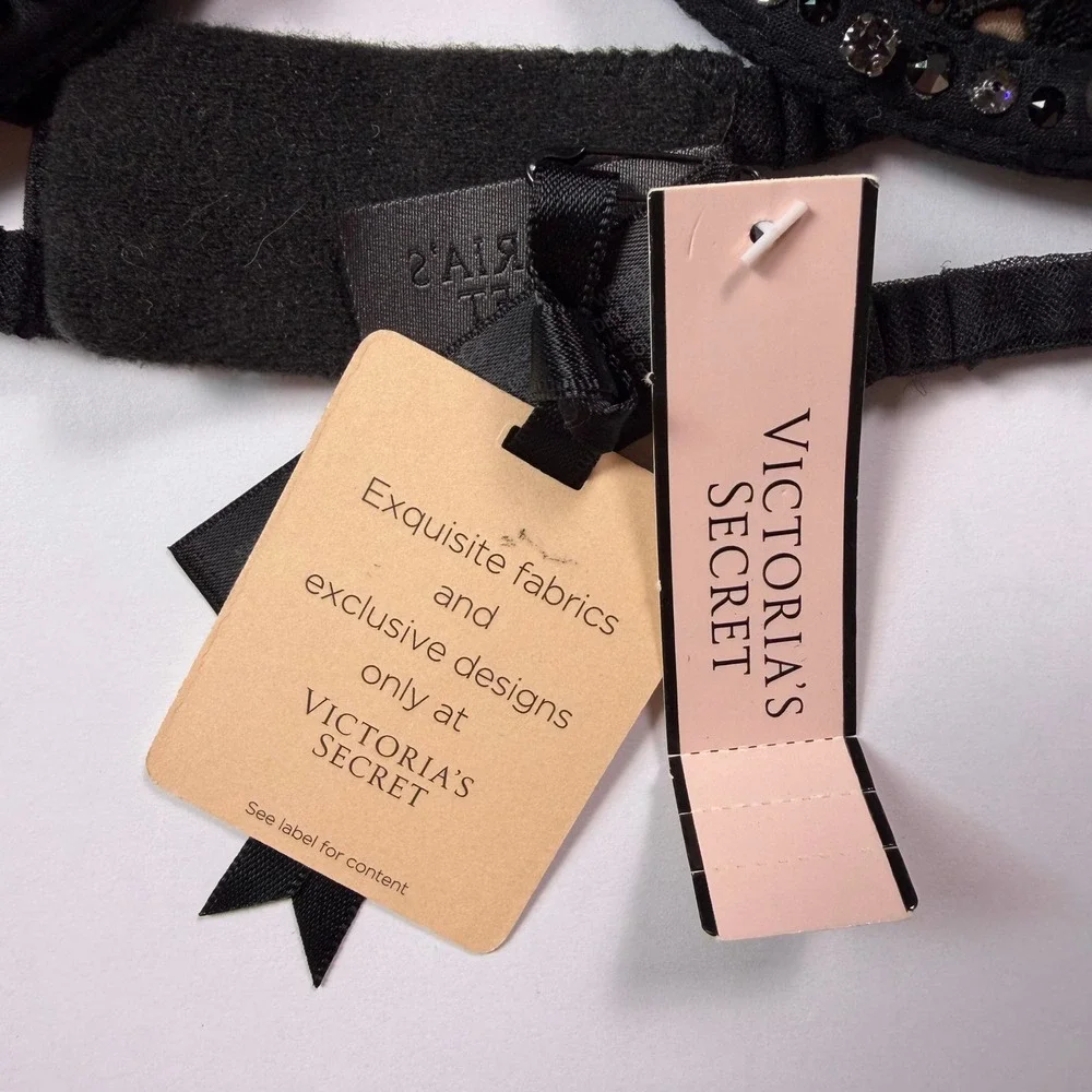 Victorias Secret your perfect gothic