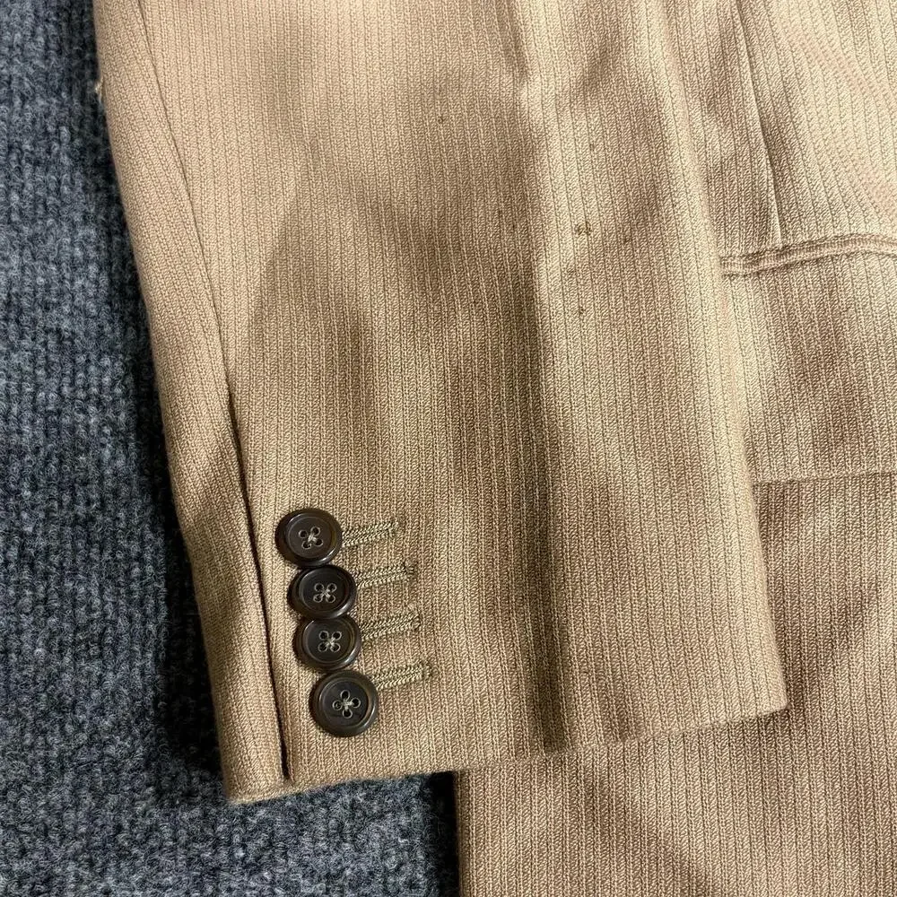 Isaia brand item