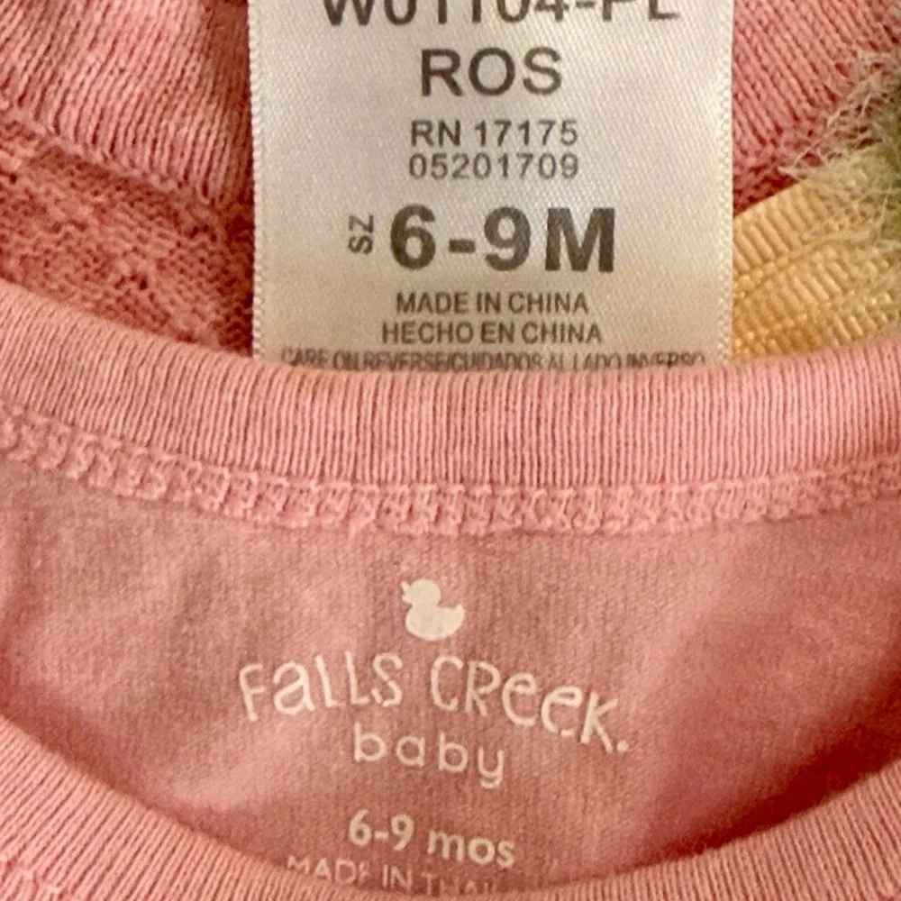 Carters charming set
